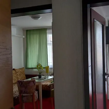 Sunshine Apartment *