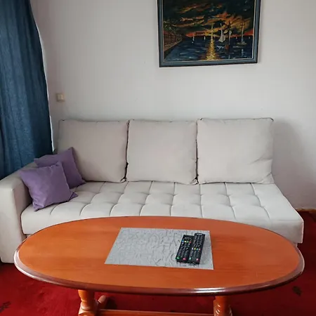 Sunshine Apartment