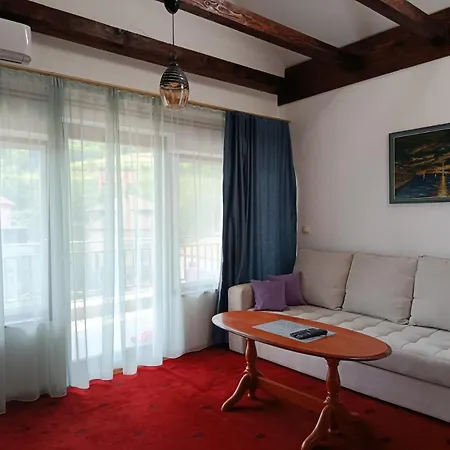 Sunshine Apartment *